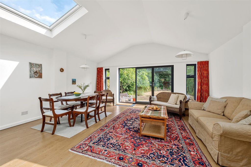 Property photo 2 of 15 17 High Drive-5.Jpg