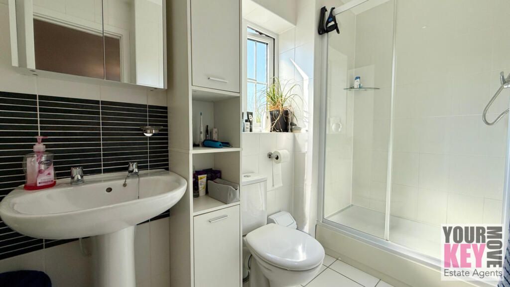 Property photo 3 of 19 Your Key Move - Estate Agents Hawkinge Experts, Covering Surrounding Areas