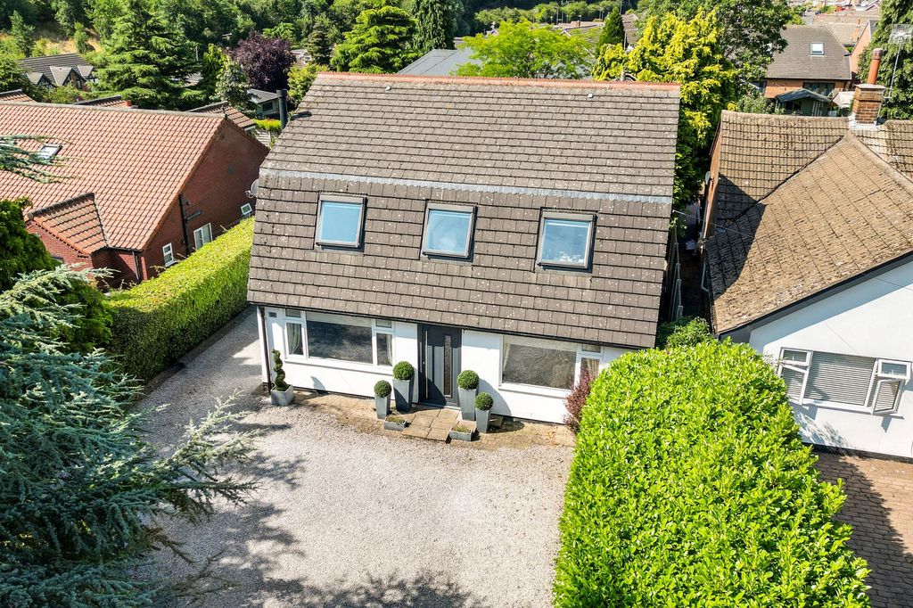 Property photo 1 of 30