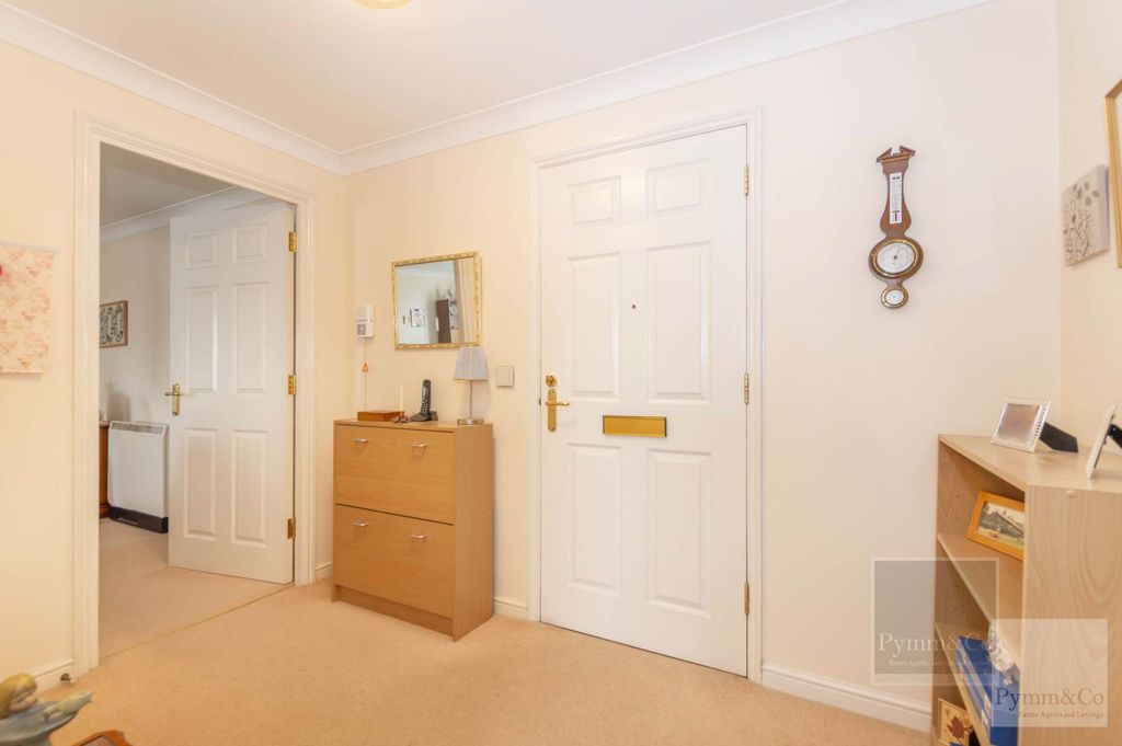 Property photo 3 of 9