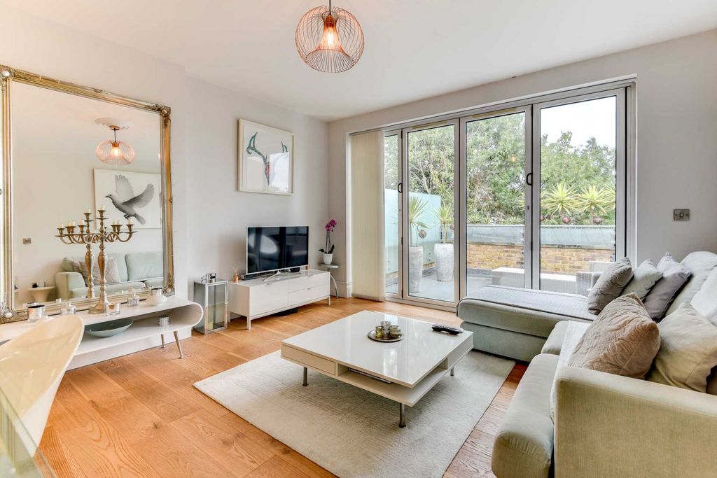 Property photo 1 of 19