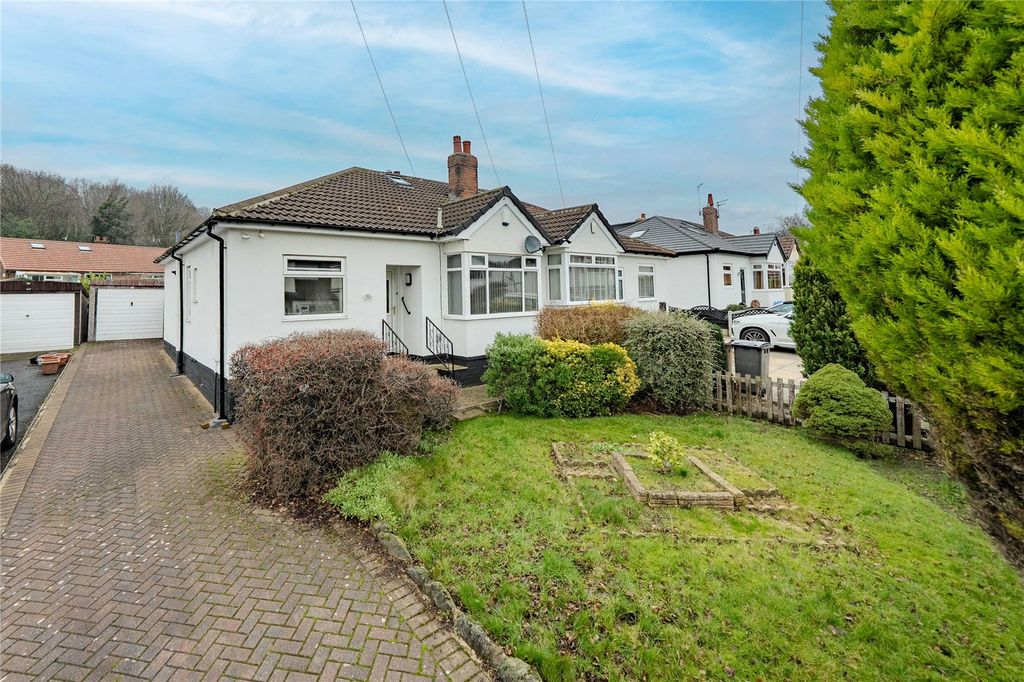 Property photo 1 of 14 Front