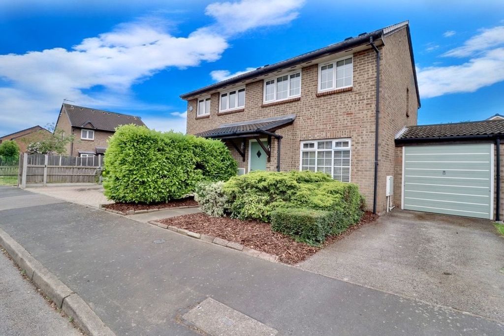 Property photo 1 of 23