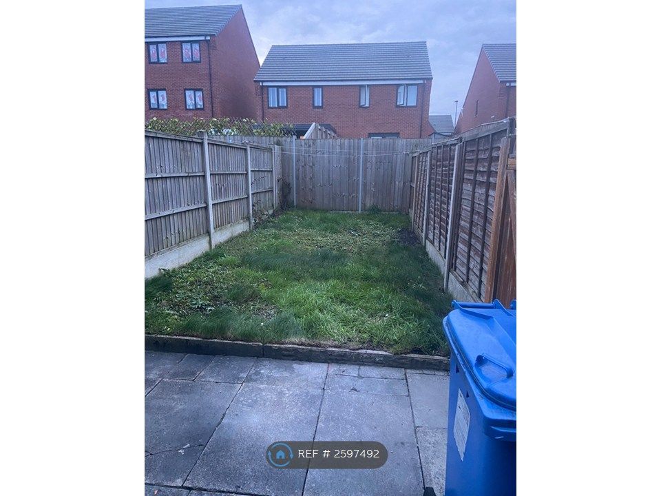 Property photo 2 of 9