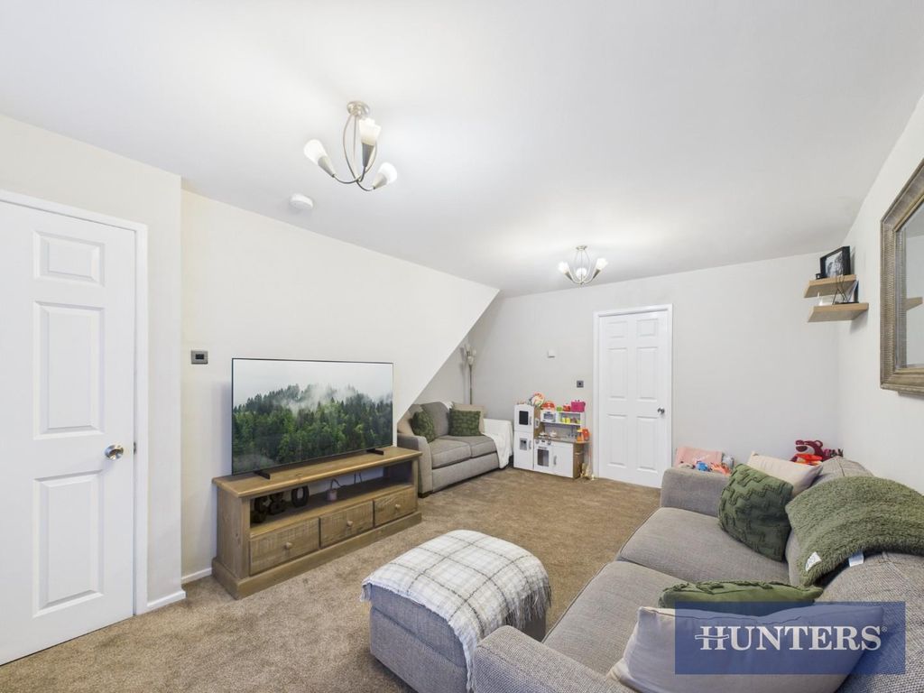 Property photo 2 of 15 Cam01494G0-Pr0494-Still002.Jpg