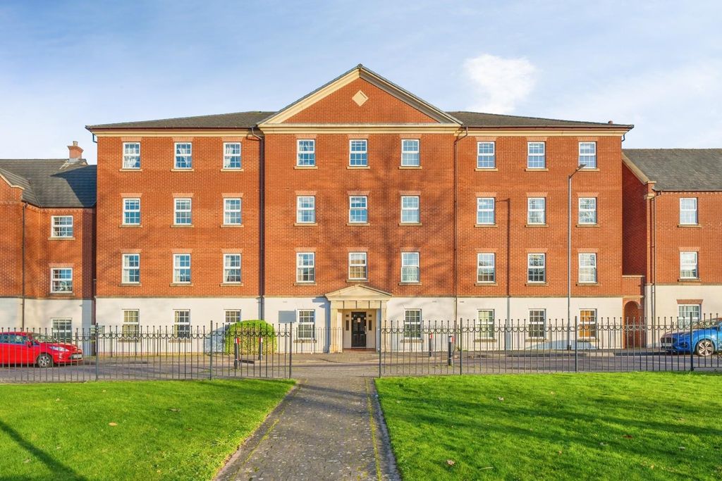 Property photo 1 of 20 14Eatonhouse-22.Jpg