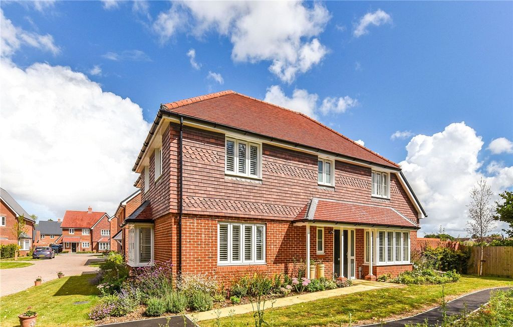 Property photo 1 of 20 Front