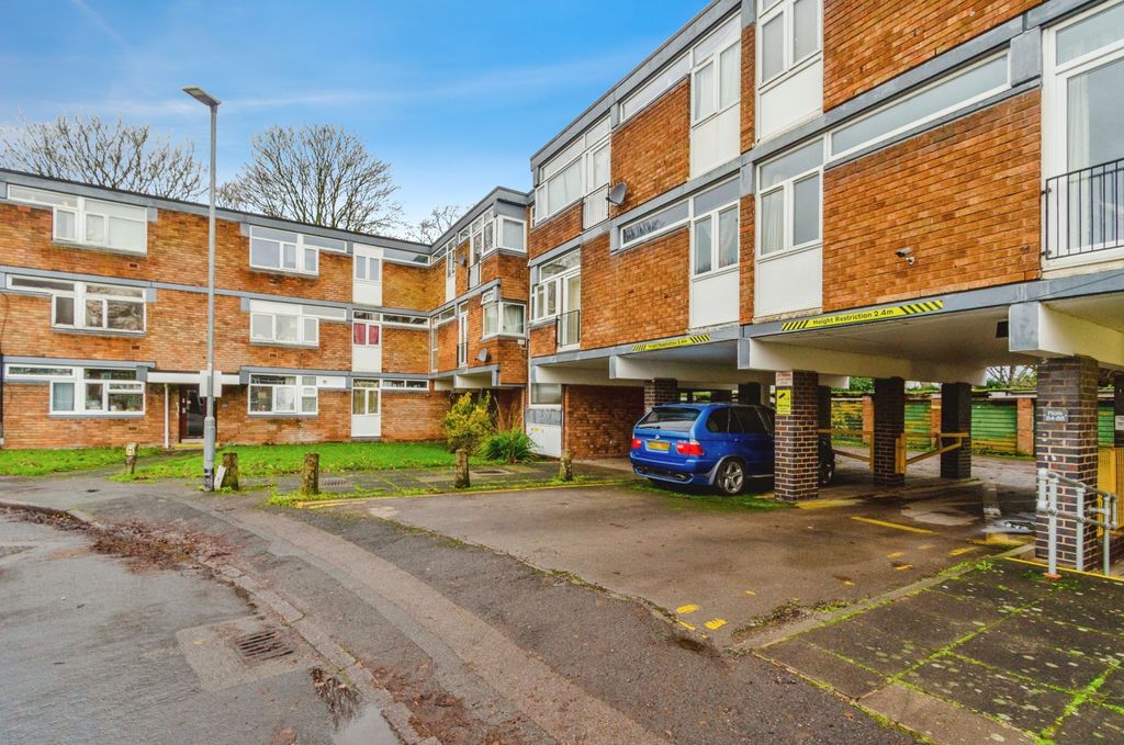 Property photo 1 of 15