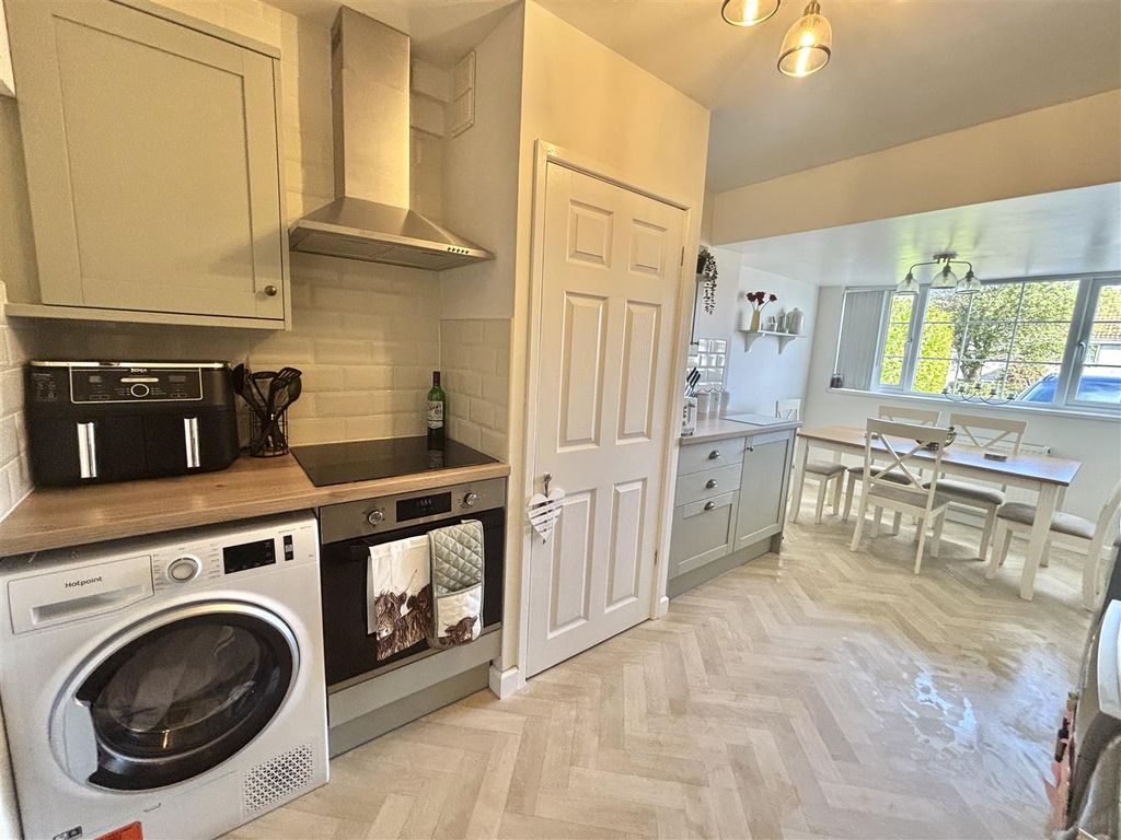 Property photo 3 of 17 Img_4140.Jpg