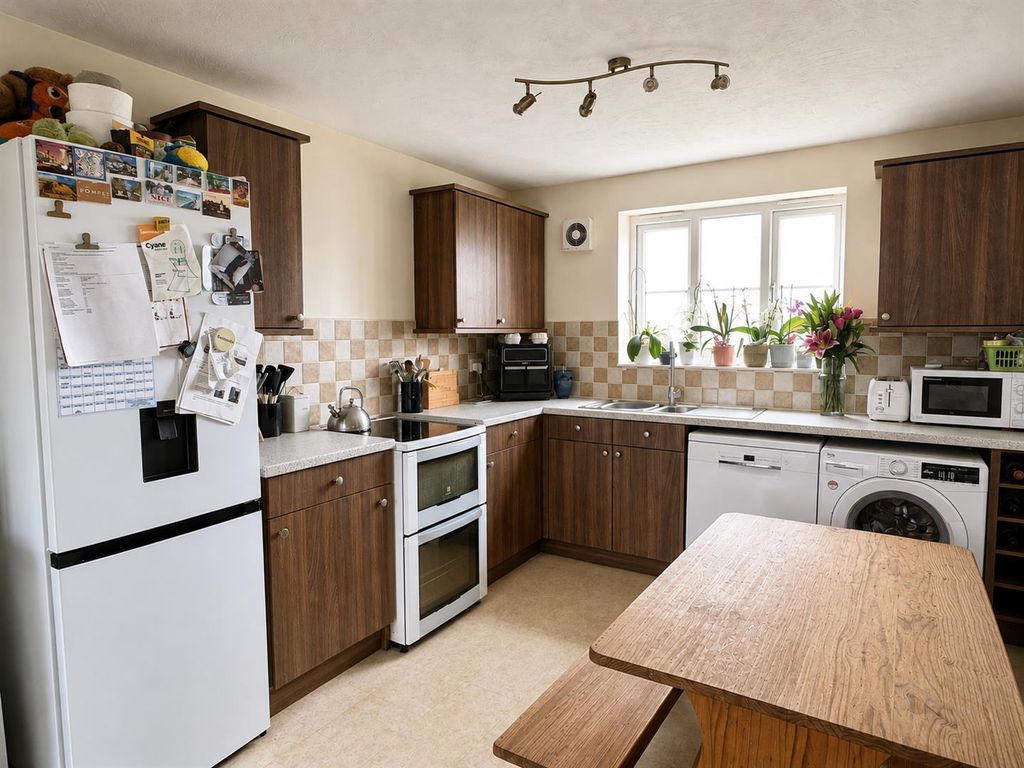 Property photo 3 of 16 6.Png