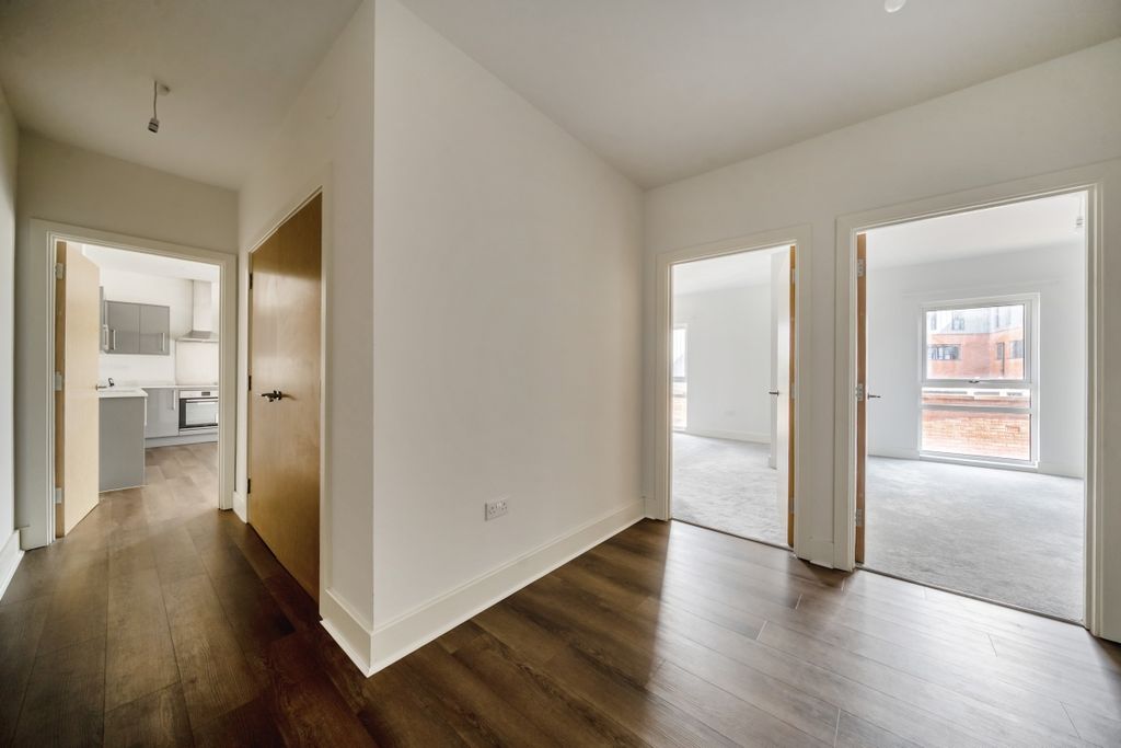Property photo 3 of 17 1-6A030B9c7Efd8-1...