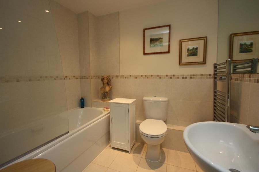 Property photo 3 of 3