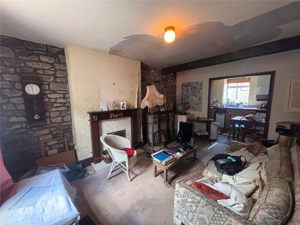Property photo 2 of 8 Picture No. 04
