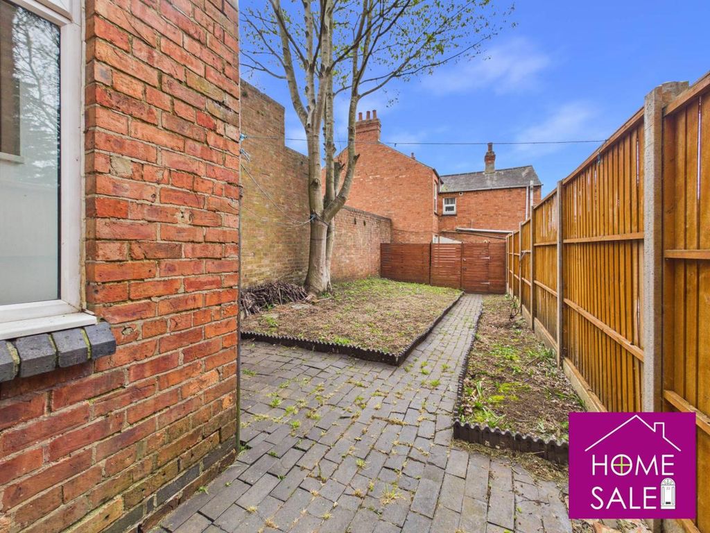 Property photo 3 of 14