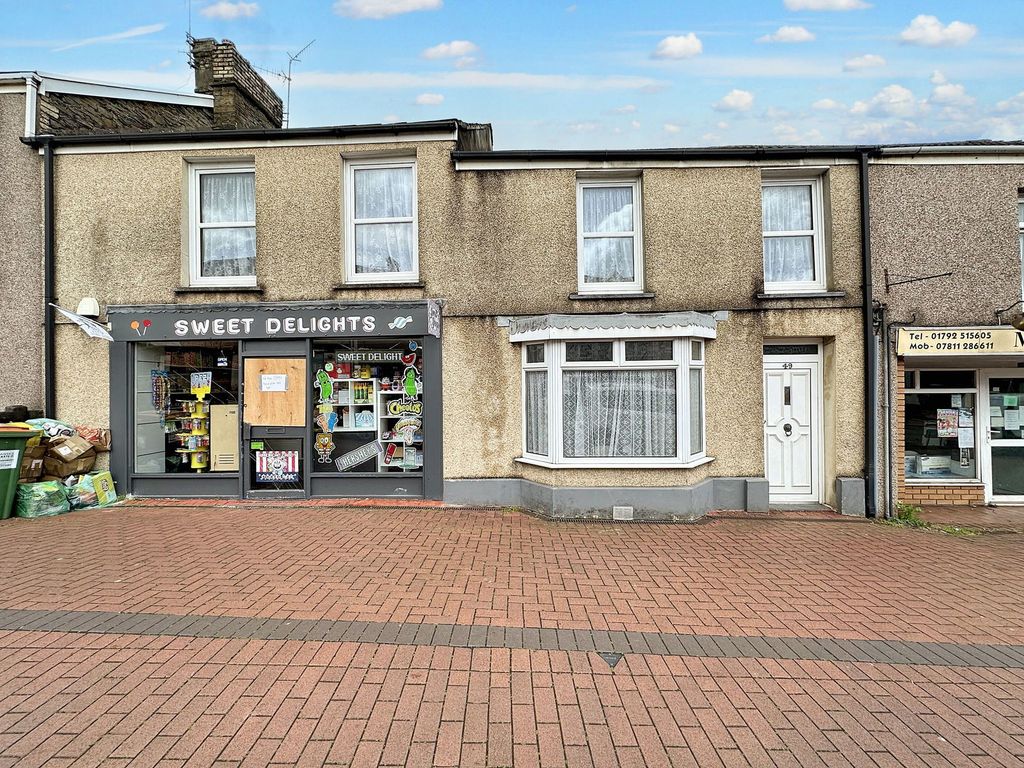 Property photo 1 of 32