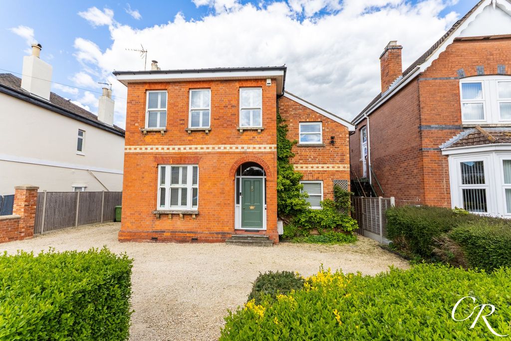Property photo 1 of 29