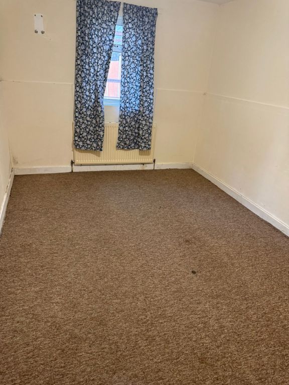 Property photo 3 of 10 Gallery