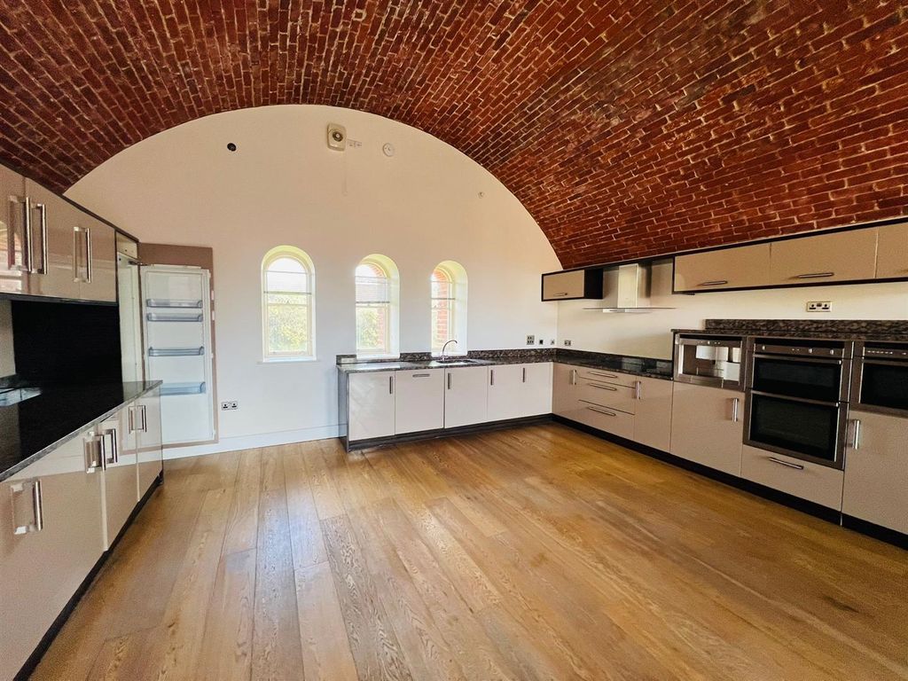 Property photo 3 of 20 Img-20260123-Wa0005.Jpg