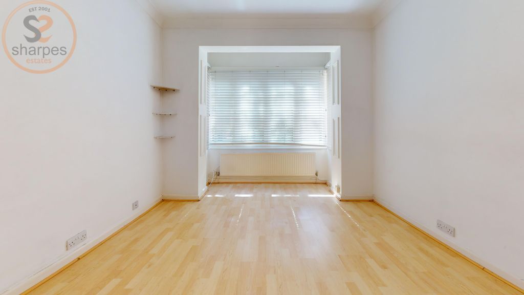 Property photo 2 of 10 Flat-7-51-Acacia-House-Living-Room