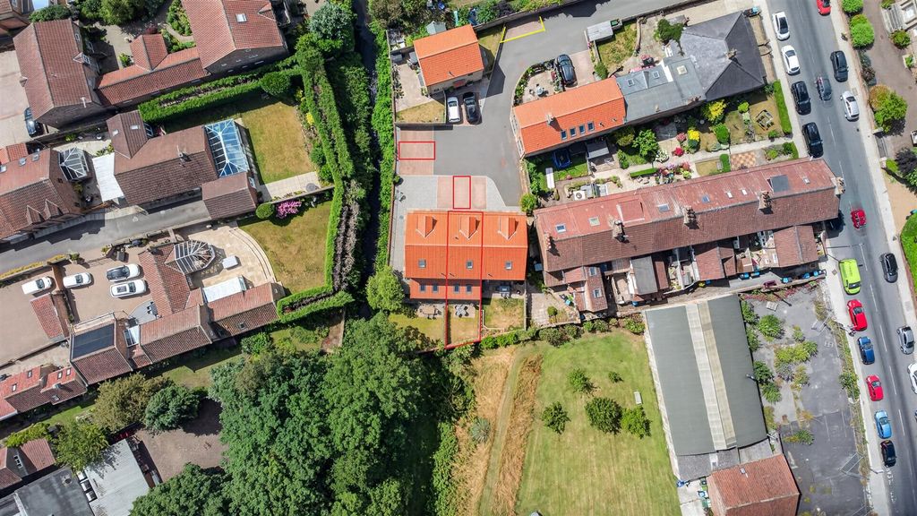 Property photo 2 of 14 Dji_0175.Jpg