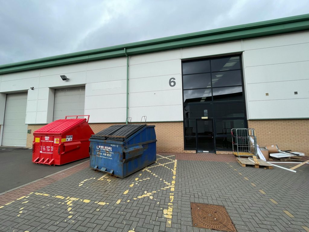 Property photo 1 of 9 Photo Main