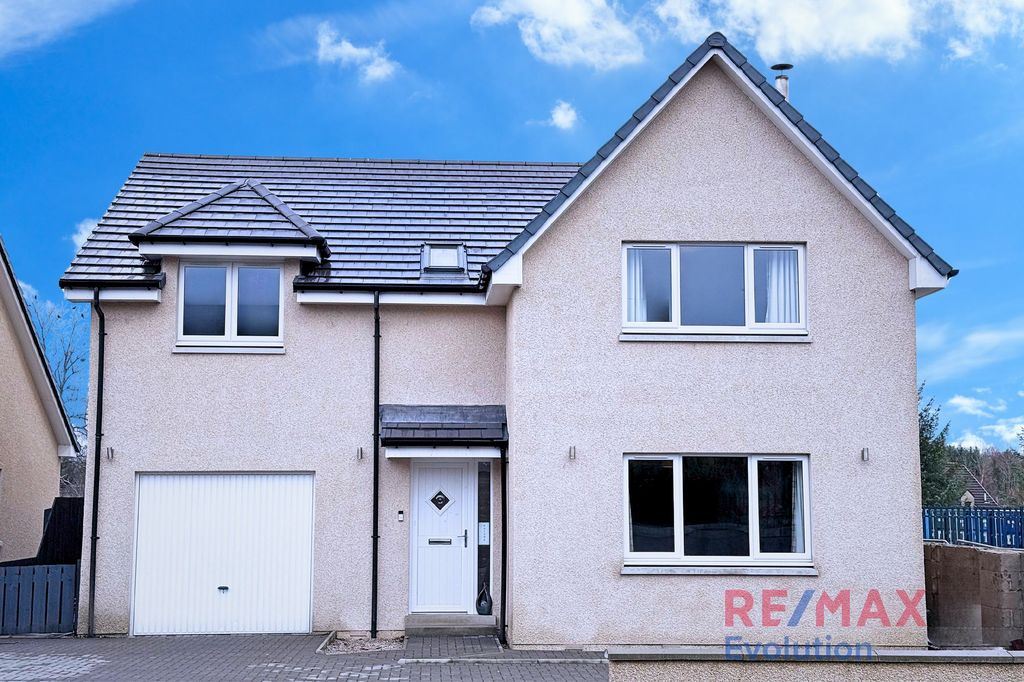 Property photo 1 of 22 Front