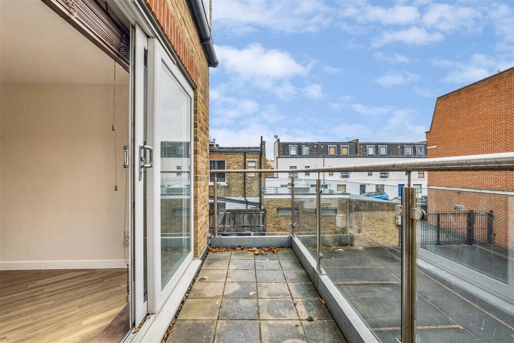 Property photo 3 of 11 Acton Lane, W4 - For Sale