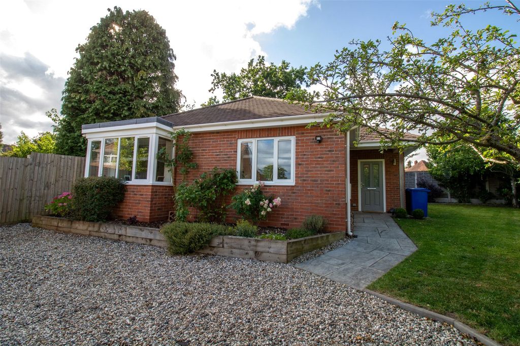 Property photo 1 of 33 Picture No. 79