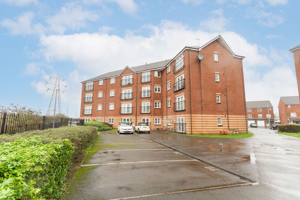 Property photo 1 of 13