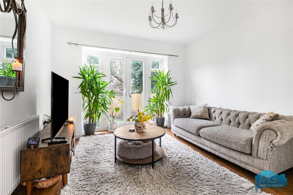 Property photo 2 of 27 Picture No. 03