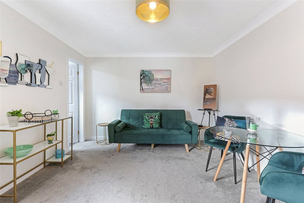 Property photo 3 of 12 Living/Dining Room