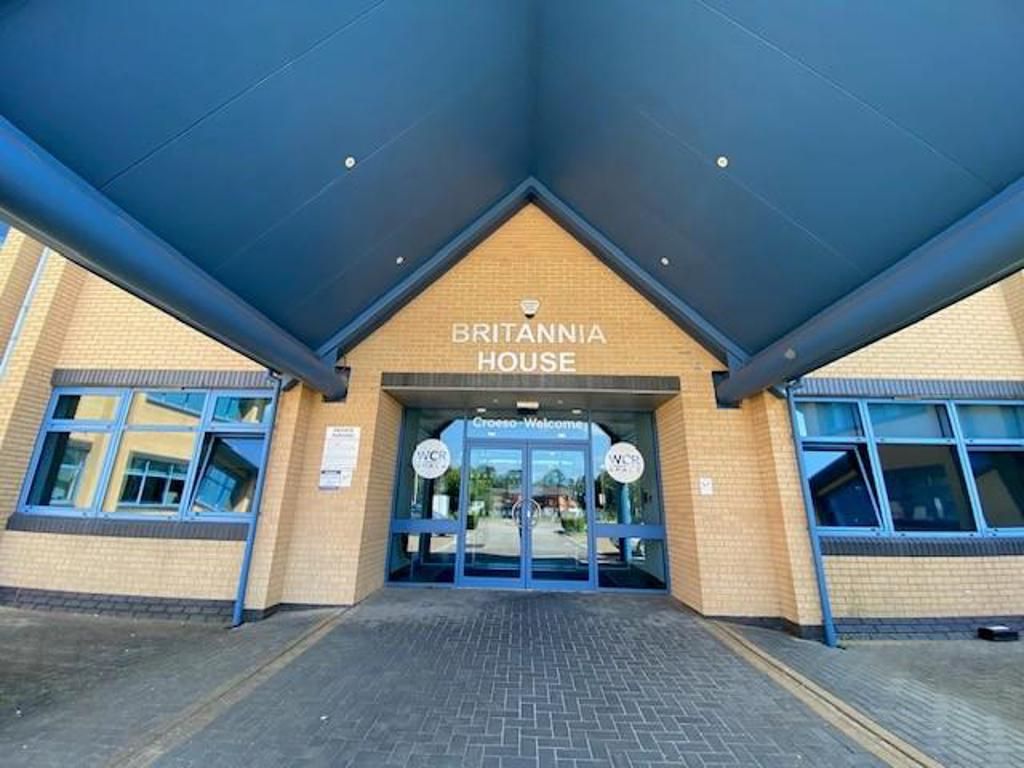 Property photo 3 of 13 Photo 4