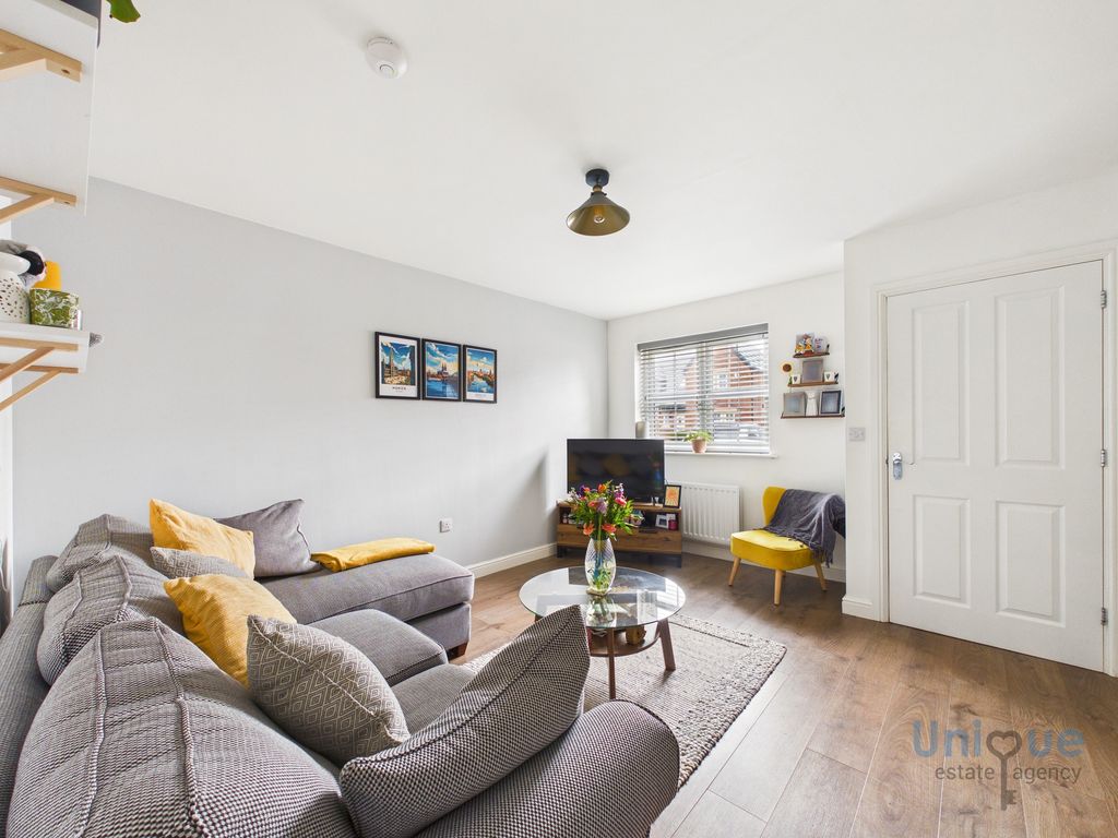 Property photo 2 of 18