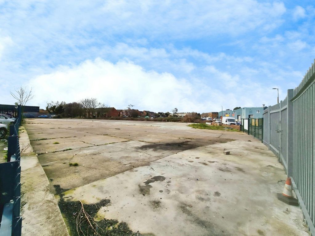 Property photo 3 of 3 62F412B9Pic 206.Jpg