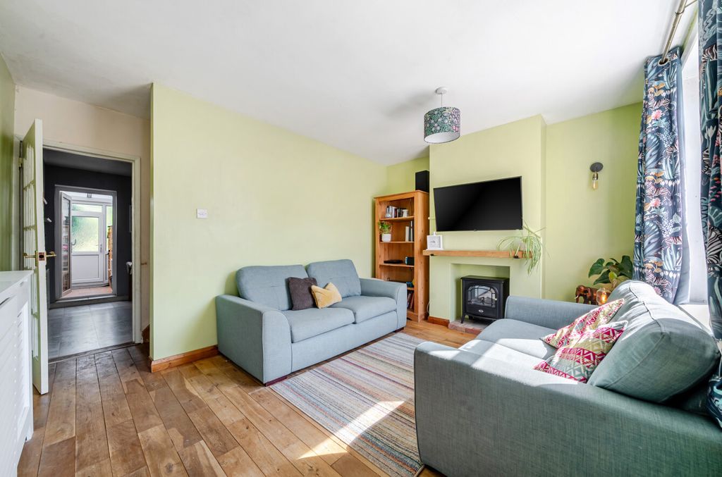 Property photo 3 of 12 1507798-1-6A7Ef21...