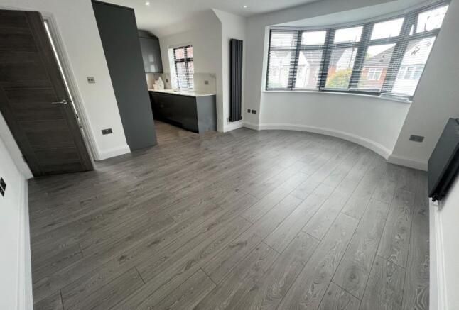 Property photo 2 of 7 Reception