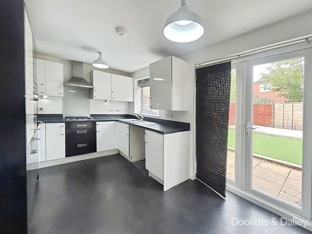 Property photo 3 of 11 Pbox-Img.Jpg