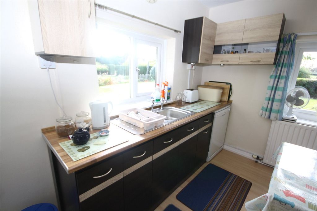 Property photo 3 of 7 Picture No. 14