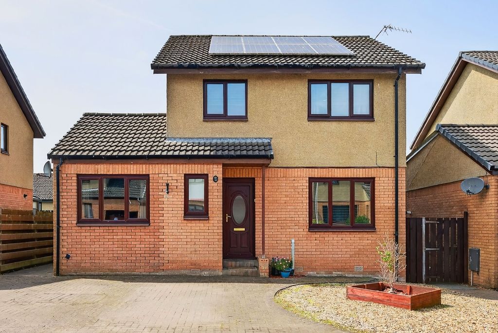 Property photo 1 of 30
