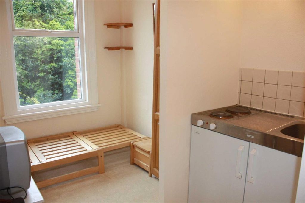 Property photo 2 of 10 Picture No. 01