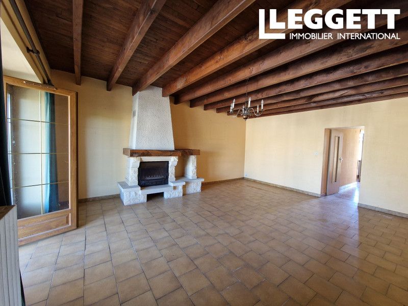 Property photo 3 of 10