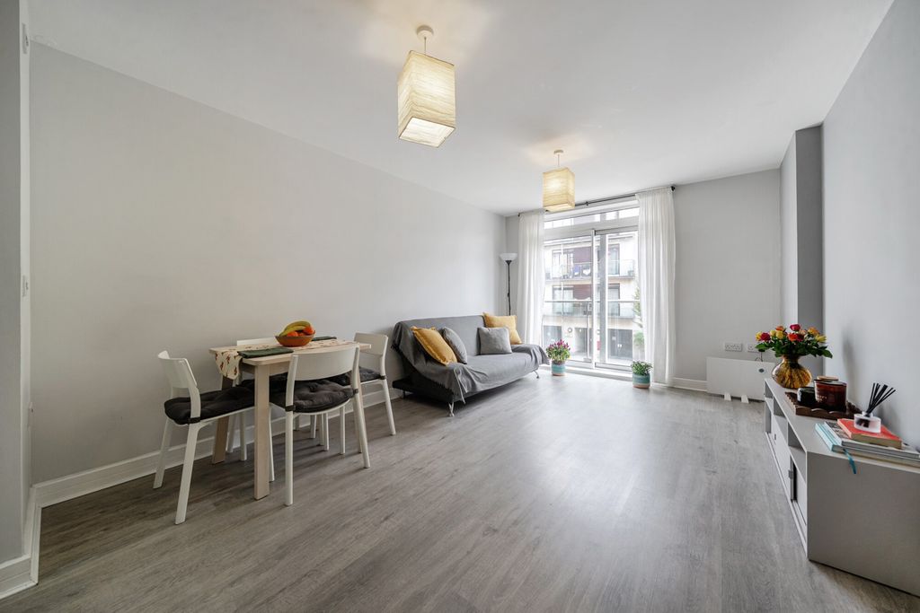 Property photo 1 of 13 1503237-8-6A7Af69...