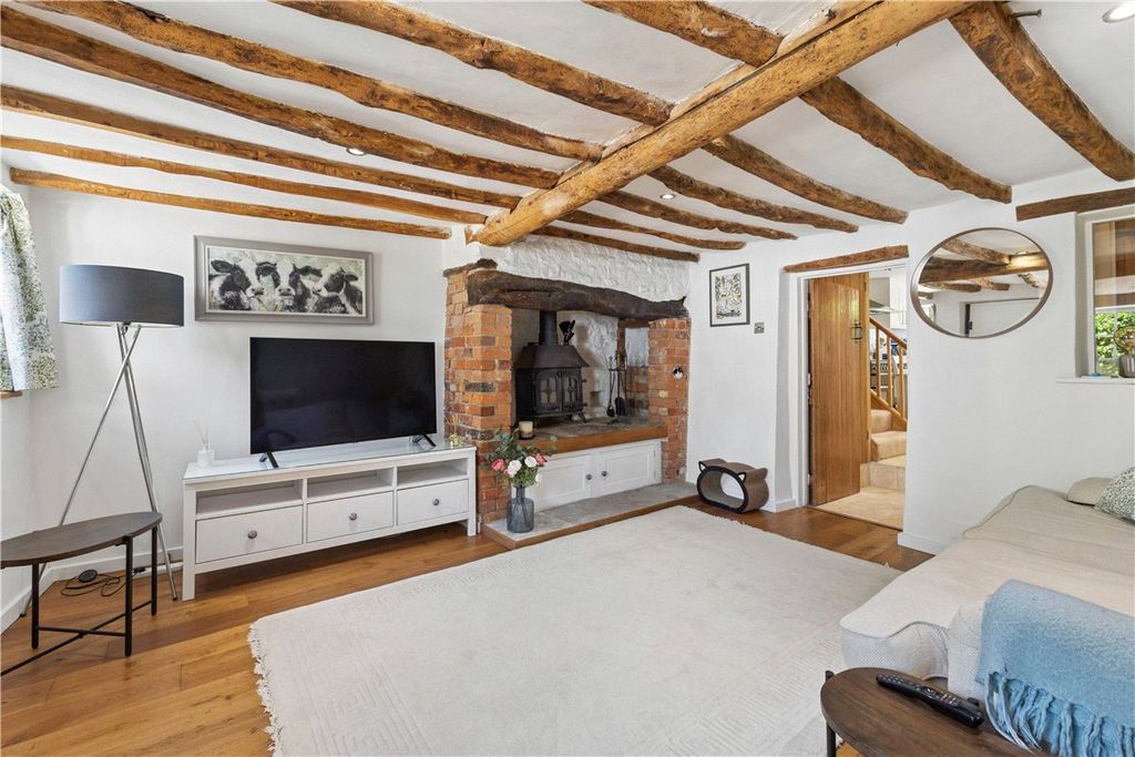 Property photo 3 of 20 Sitting Room