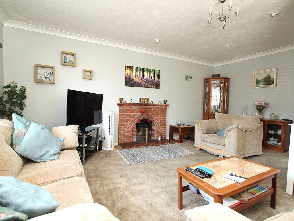 Property photo 3 of 38