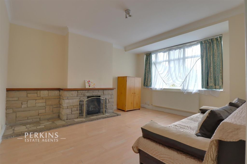 Property photo 2 of 8 Rec.Jpg