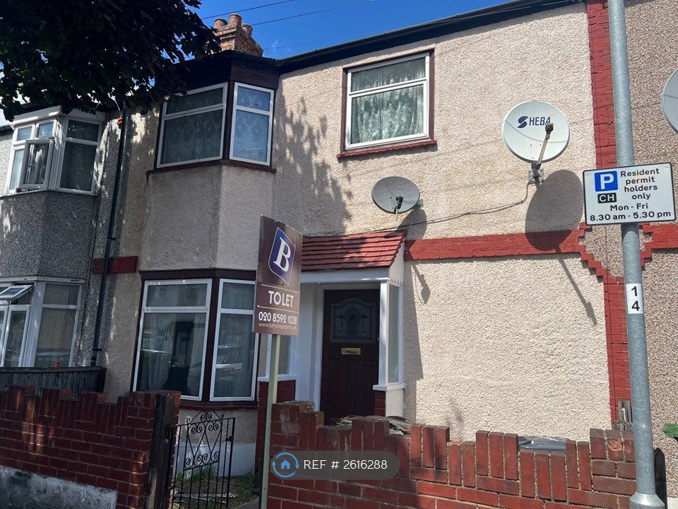 Property photo 2 of 10