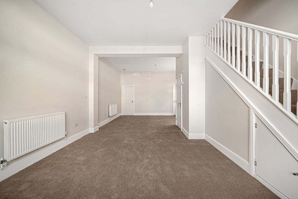 Property photo 2 of 13 Photo 6