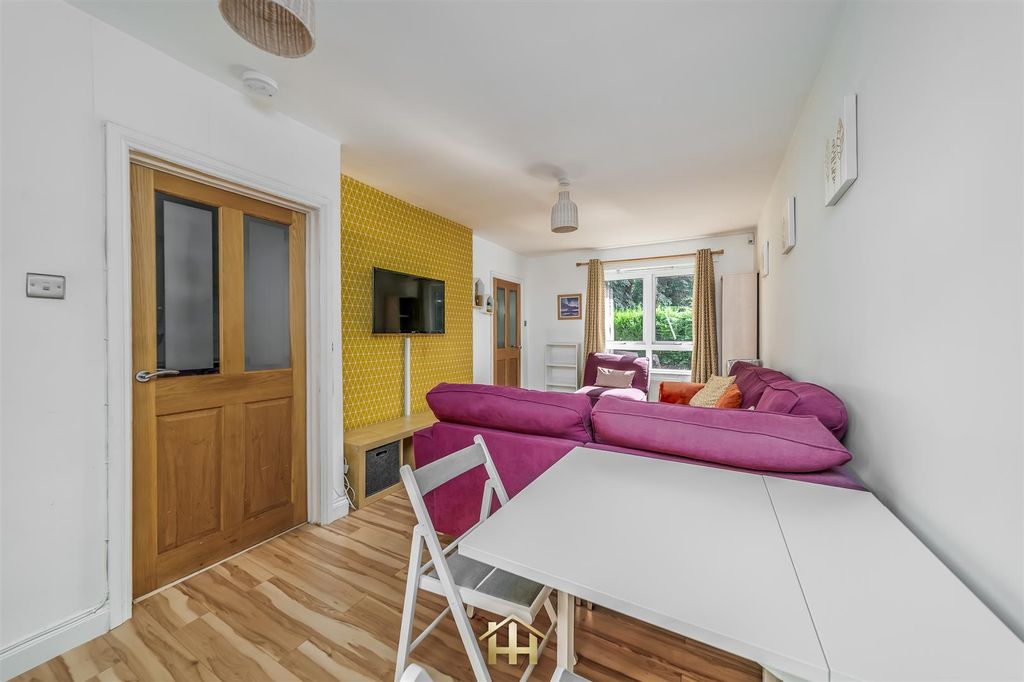 Property photo 3 of 23 1 Lansdowne Square Dundee Dd2 3Hu 110826 Edit (4 O