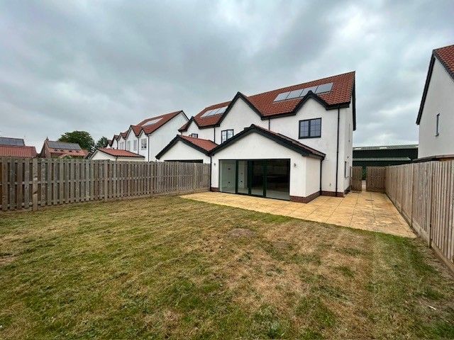 Property photo 2 of 3