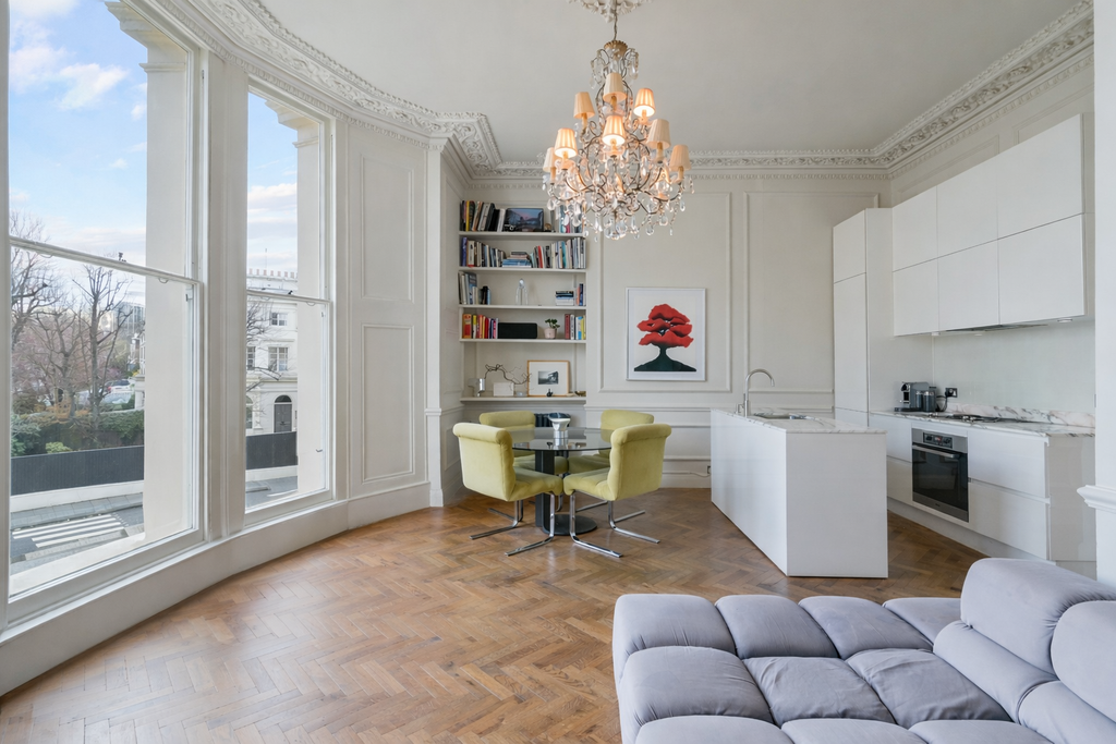 Property photo 2 of 23 Living Room